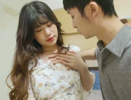 Ẩn dật với mẹ kế Li Yunxi có mông ngon